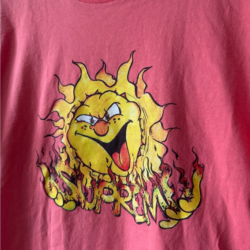 Supreme Pink Sun Graphic Tee - Picture 2 of 4